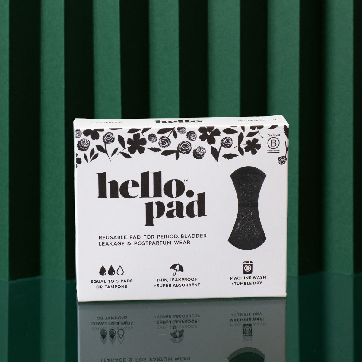 hello pad reusable snap free pad white packaging on green background