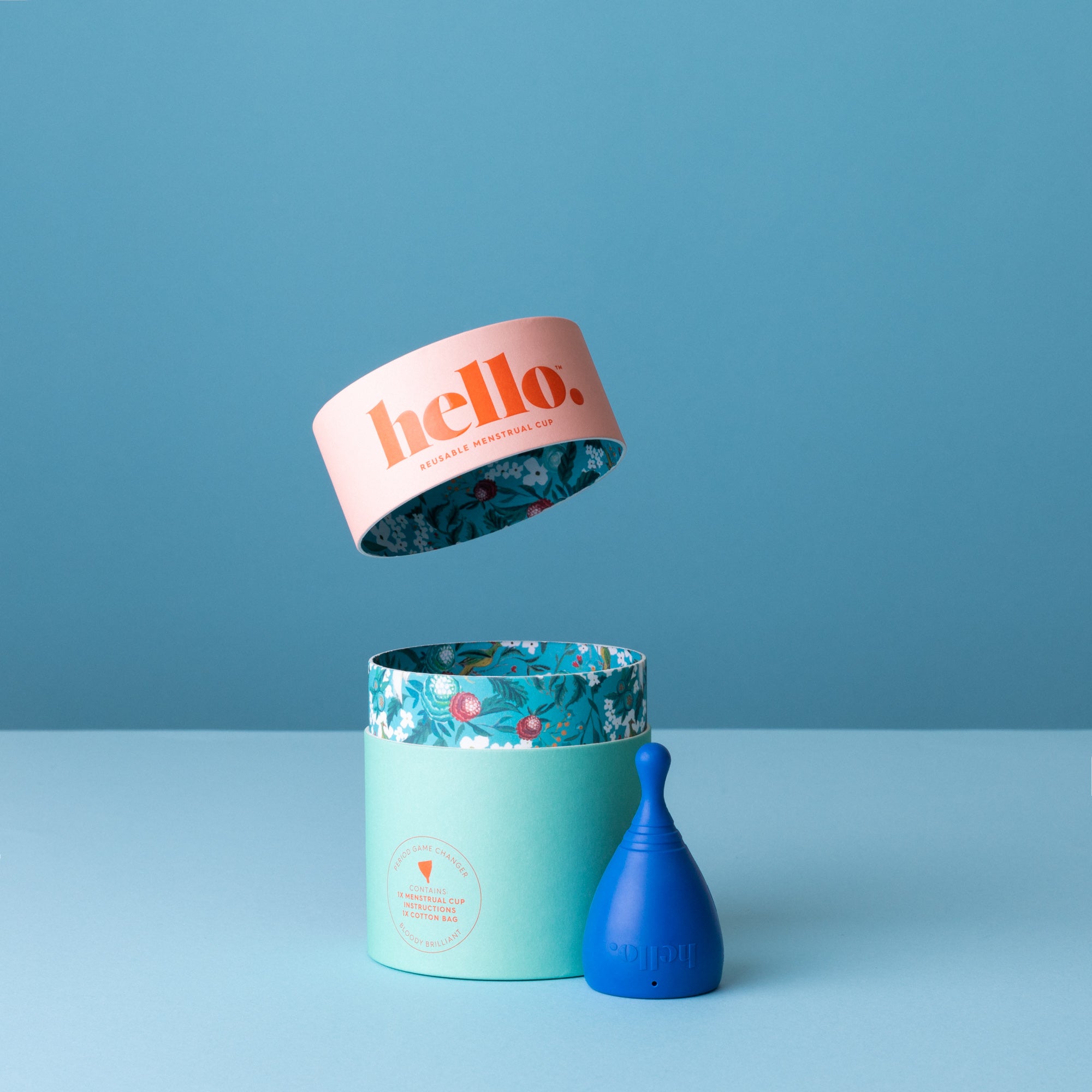 XS Hello Cup High Cervix with papertube box on blue background