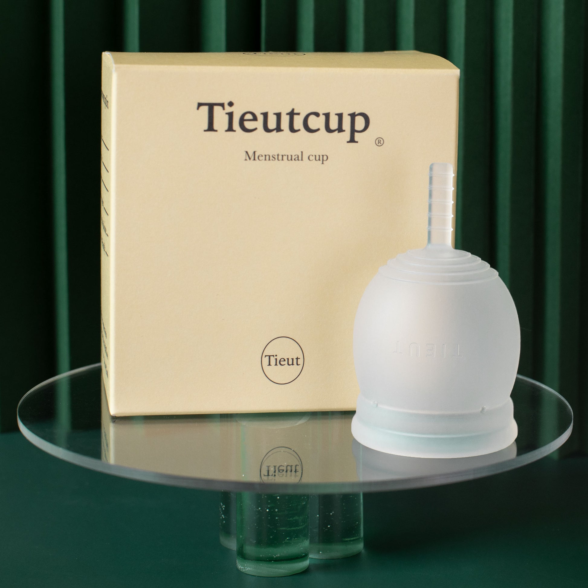 Tieutcup high capacity menstrual cup for heavy flow in large